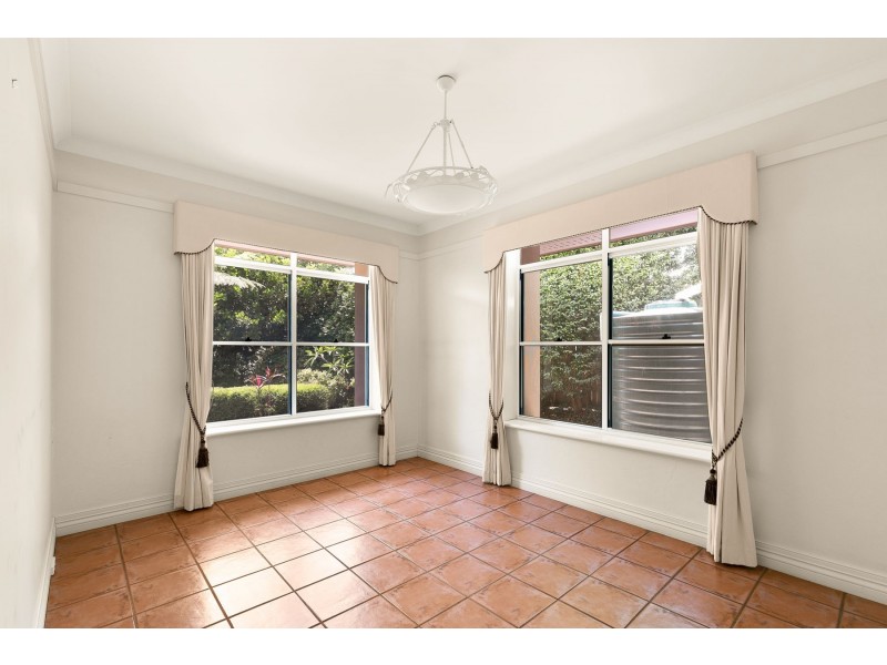 22 Parsley Drive, Middle Ridge QLD 4350