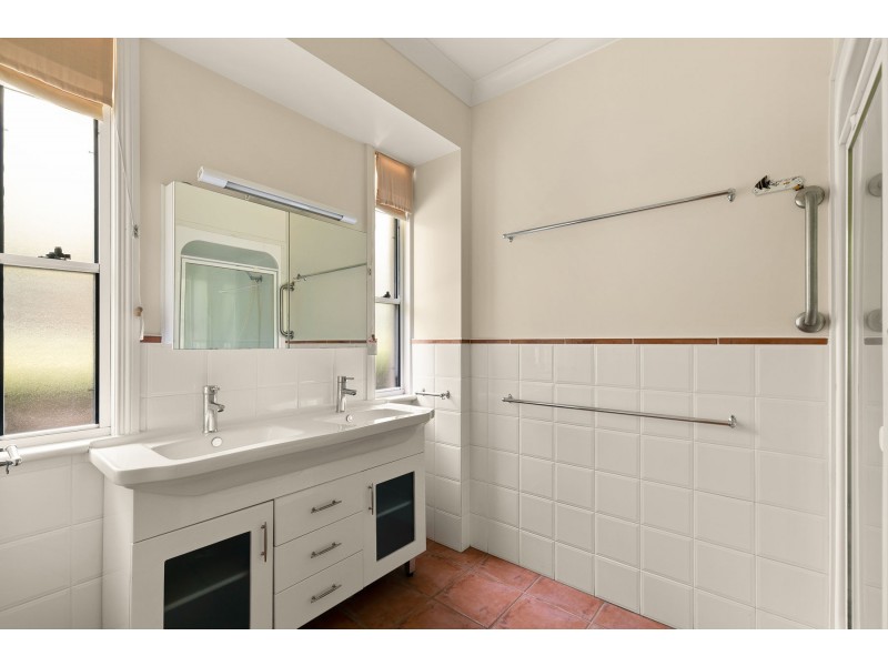 22 Parsley Drive, Middle Ridge QLD 4350