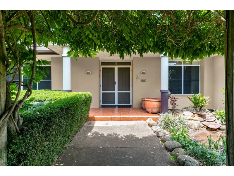 22 Parsley Drive, Middle Ridge QLD 4350