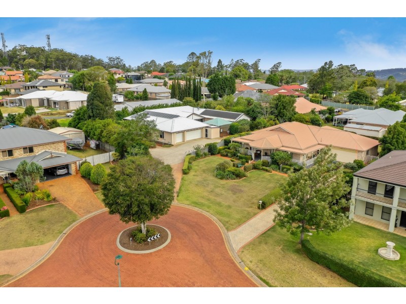 22 Parsley Drive, Middle Ridge QLD 4350
