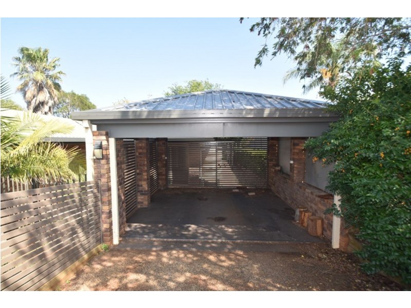 17 Evergreen Court, Glenvale QLD 4350