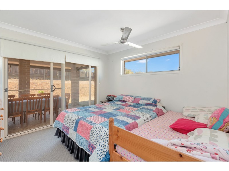 8 Camden Court, Oakey QLD 4401