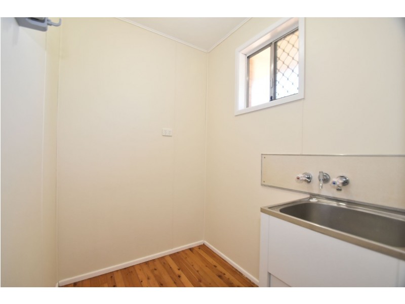 5 Farr Street, Kearneys Spring QLD 4350