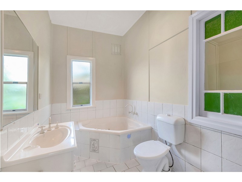 174 North Street, North Toowoomba QLD 4350