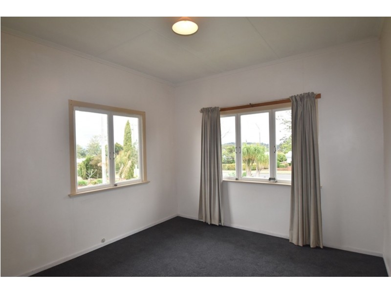 1/127 Ramsay Street, Centenary Heights QLD 4350