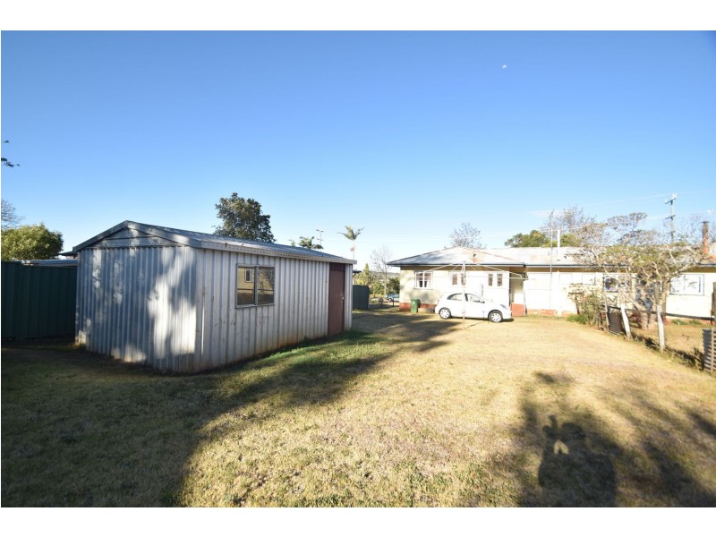 1/127 Ramsay Street, Centenary Heights QLD 4350