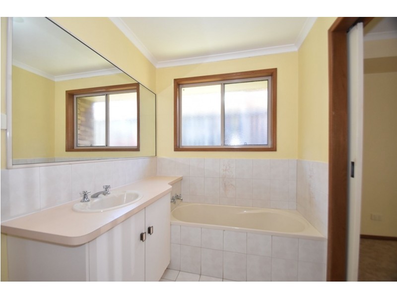 11 Bowden Court, Darling Heights QLD 4350