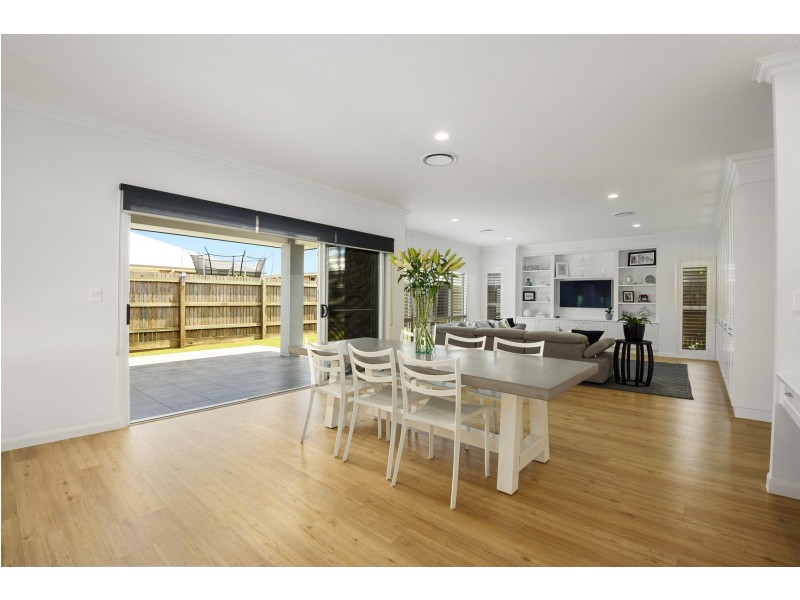 49 Velodrome Drive, Kearneys Spring QLD 4350