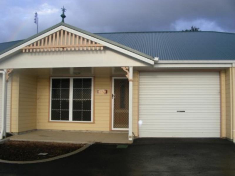2/9 Hirst Street, Greenmount QLD 4359