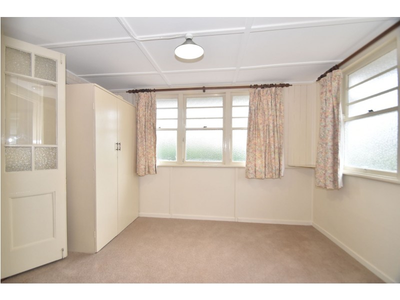 29 Vacy Street, Newtown QLD 4350
