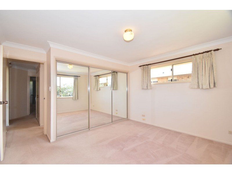 6 Muller Street, Kearneys Spring QLD 4350