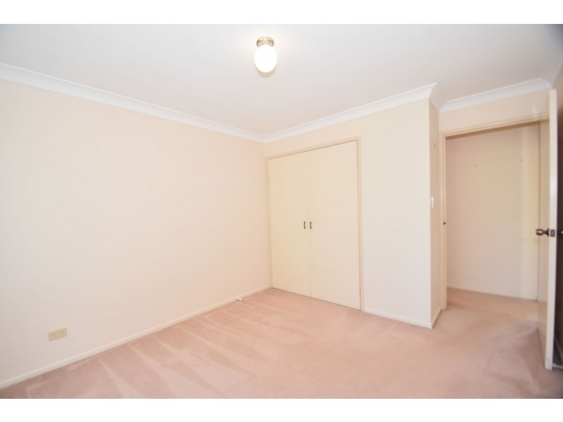 6 Muller Street, Kearneys Spring QLD 4350