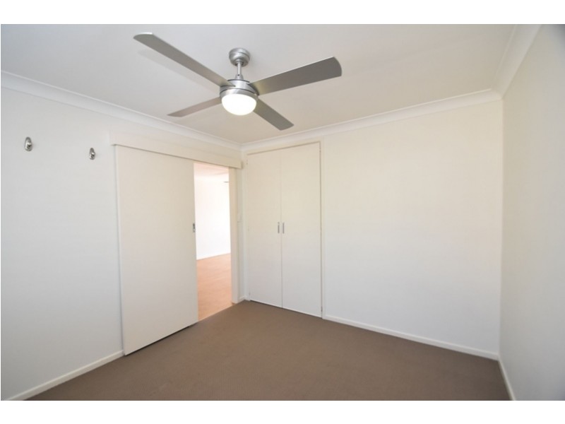 2/312 West Street, Kearneys Spring QLD 4350