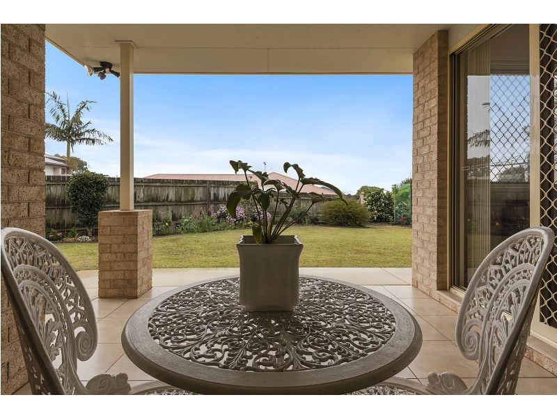 2 McCallum Court, Middle Ridge QLD 4350