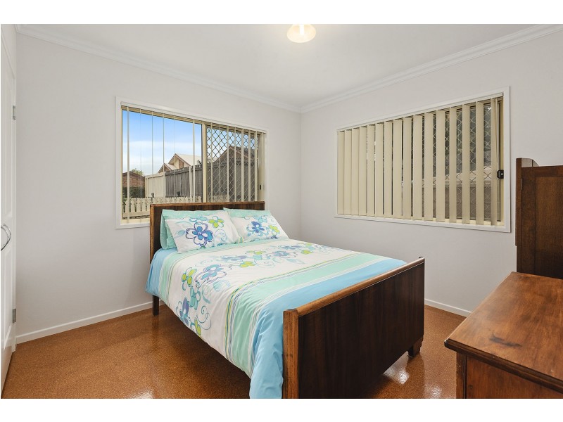 2 McCallum Court, Middle Ridge QLD 4350