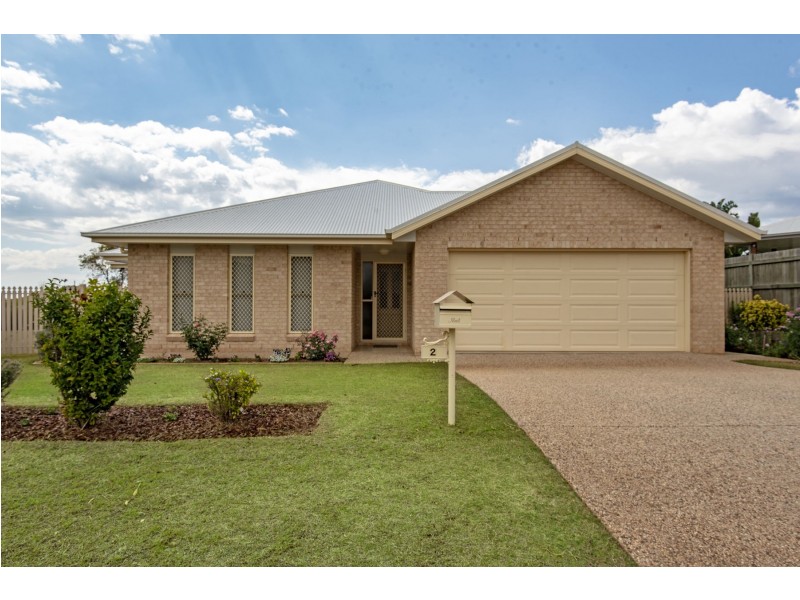 2 McCallum Court, Middle Ridge QLD 4350