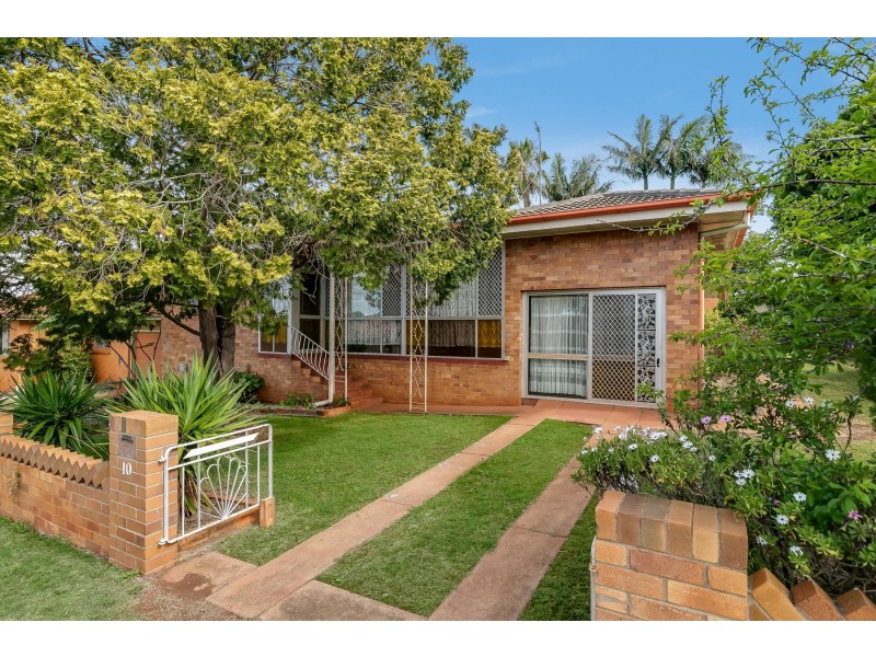 10 Hunter Street, Centenary Heights QLD 4350
