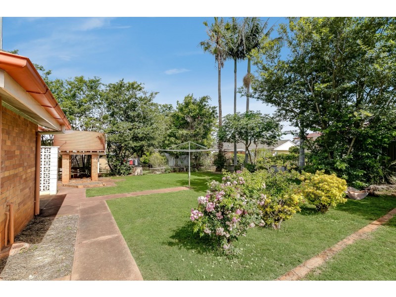 10 Hunter Street, Centenary Heights QLD 4350