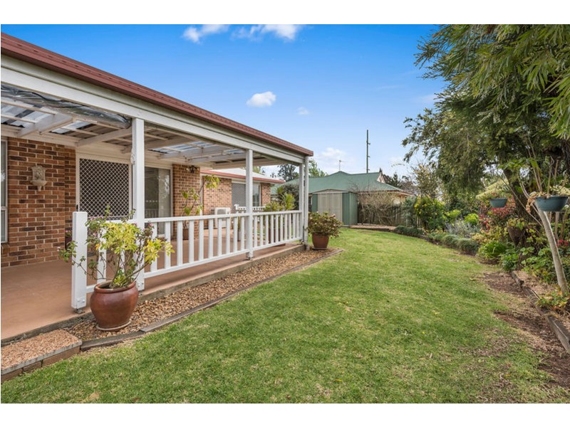1 Kauri Street, Kearneys Spring QLD 4350