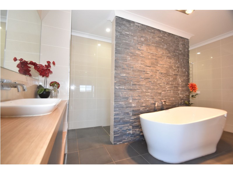 45 Federation Drive, Highfields QLD 4352