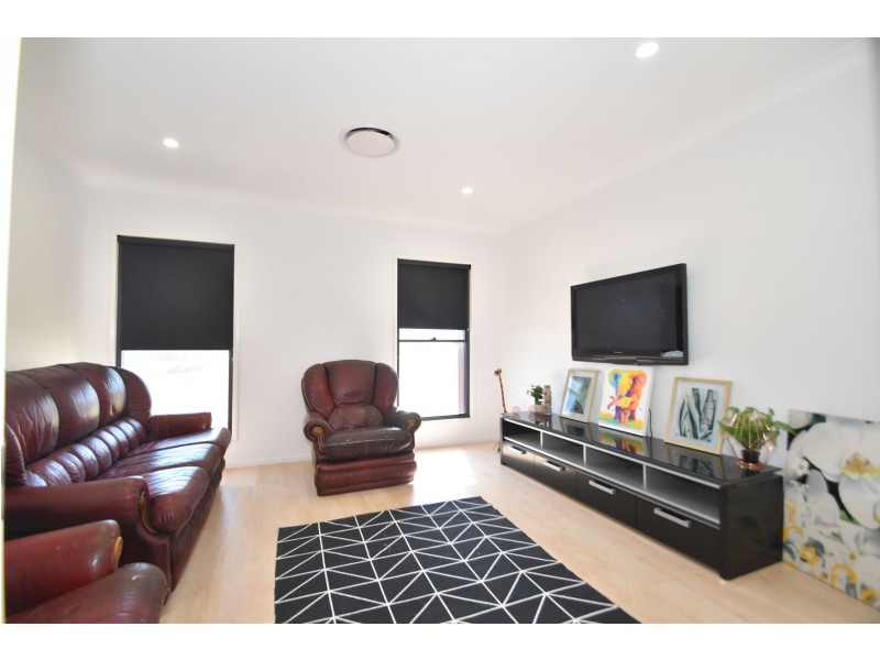 45 Federation Drive, Highfields QLD 4352