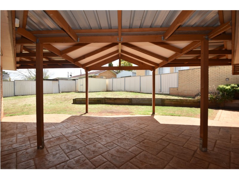 3 Ladner Street, Drayton QLD 4350