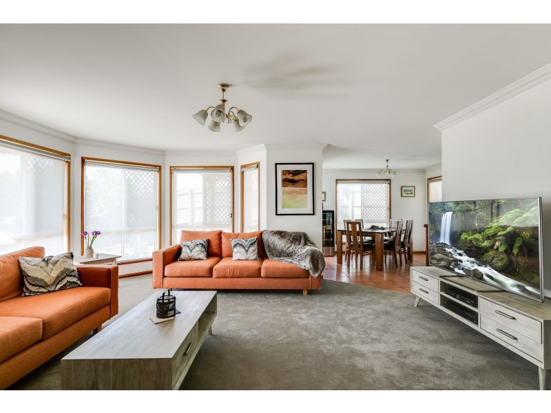 20 Salisbury Street, Darling Heights QLD 4350