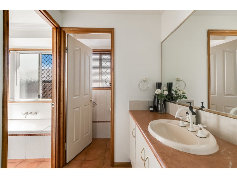 20 Salisbury Street, Darling Heights QLD 4350