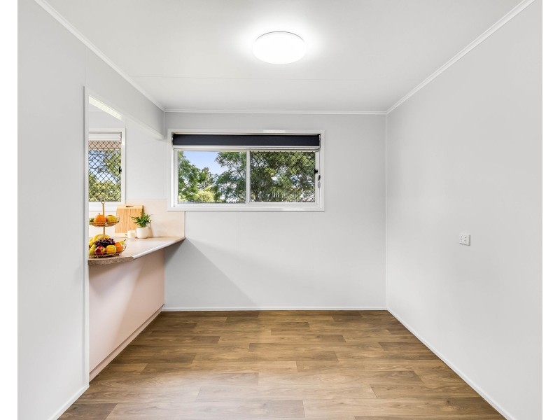 20 Charter Crescent, Rockville QLD 4350