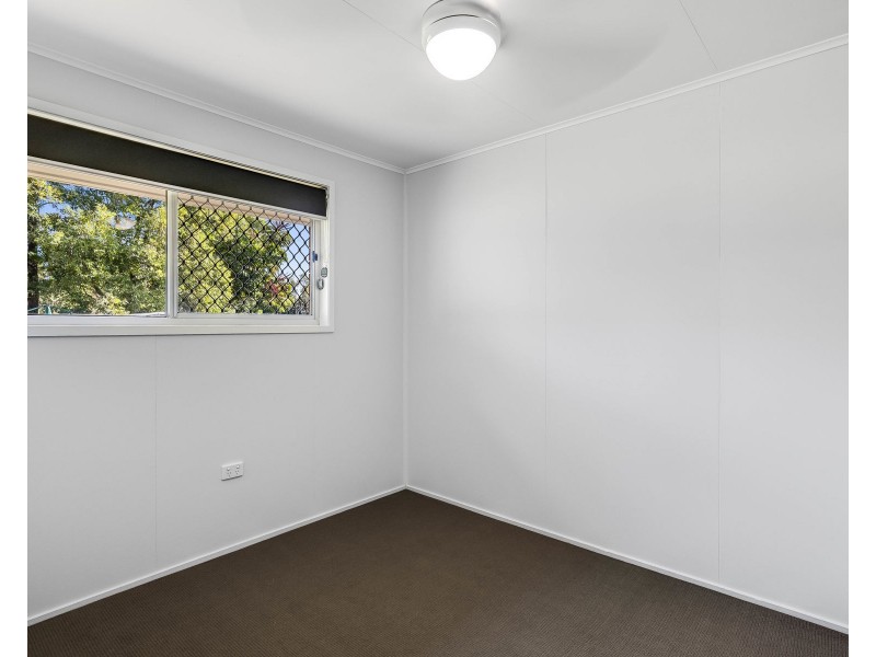 20 Charter Crescent, Rockville QLD 4350