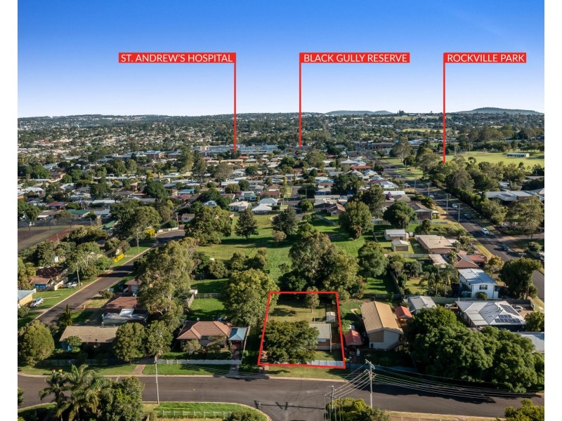 20 Charter Crescent, Rockville QLD 4350