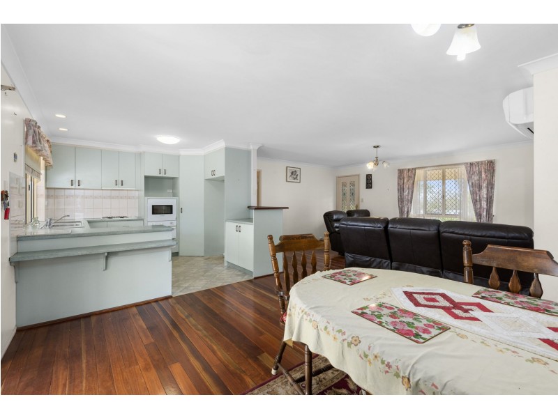 30 Mocatta Street, Goombungee QLD 4354
