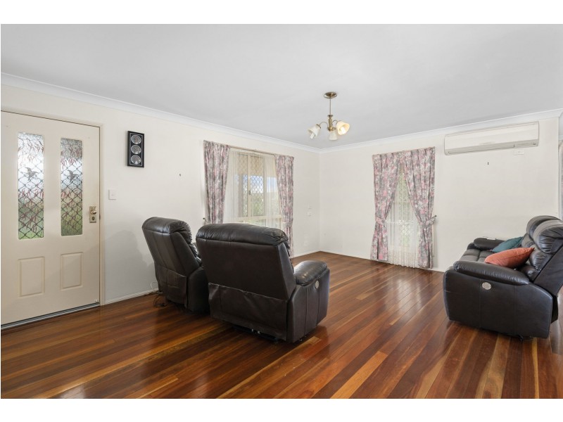 30 Mocatta Street, Goombungee QLD 4354