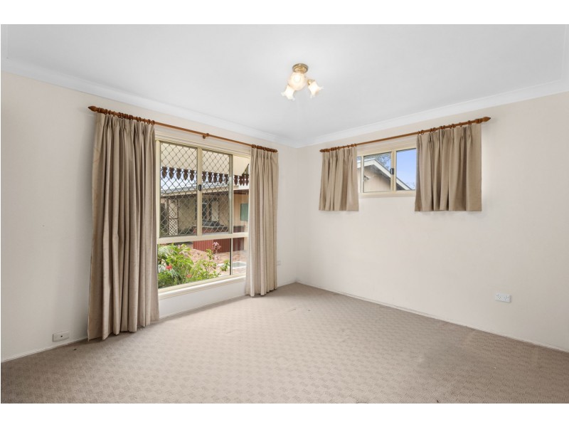 30 Mocatta Street, Goombungee QLD 4354