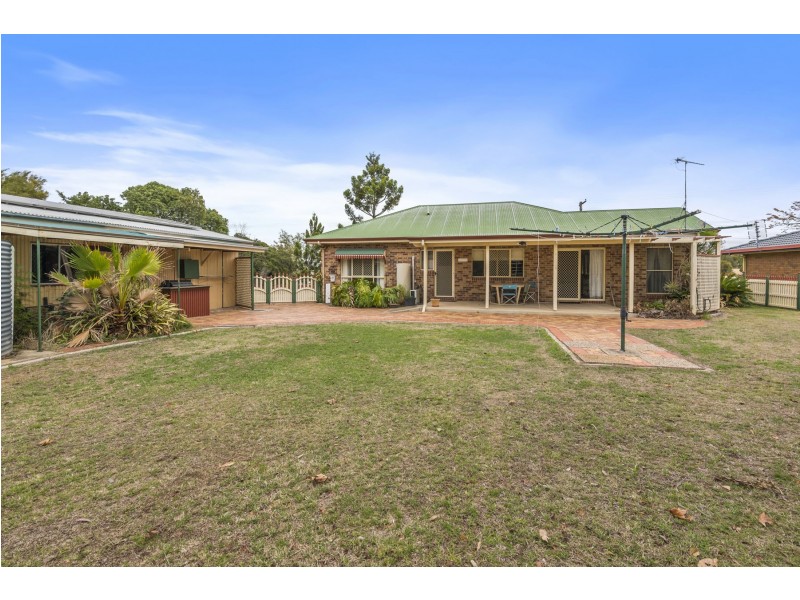 30 Mocatta Street, Goombungee QLD 4354