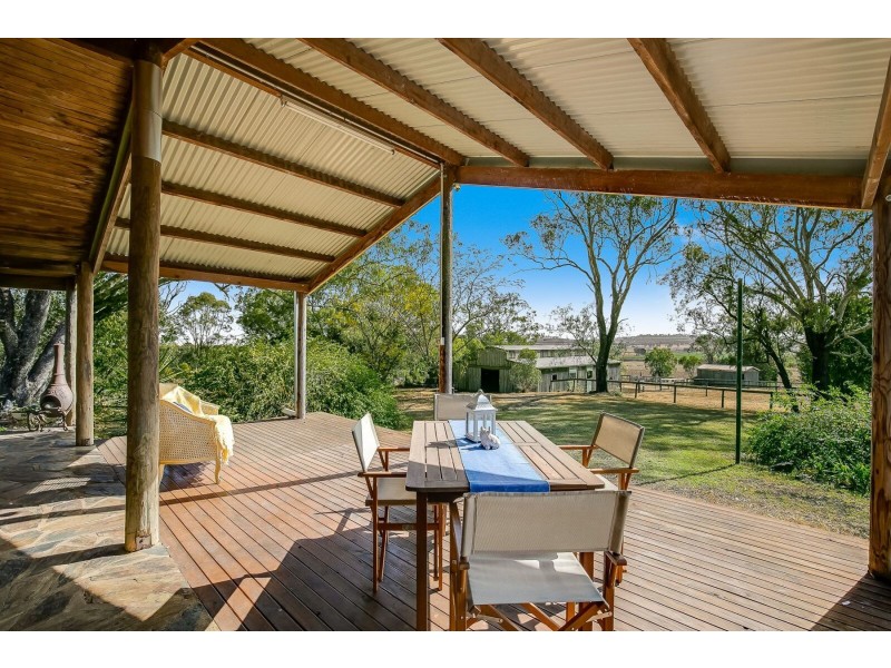 232 E Drews Road, Westbrook QLD 4350