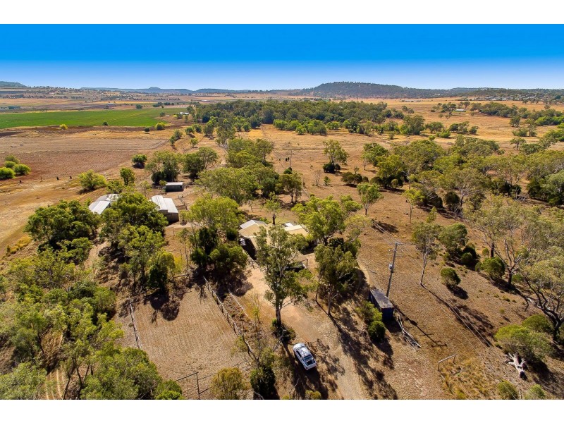 232 E Drews Road, Westbrook QLD 4350
