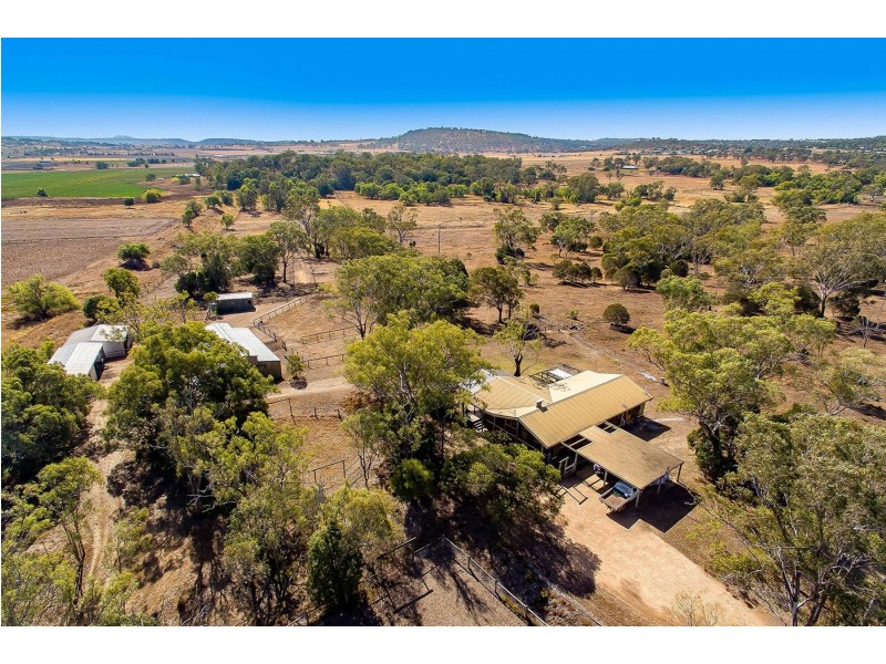 232 E Drews Road, Westbrook QLD 4350
