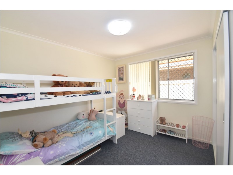 5 Sampson Street, Wilsonton QLD 4350
