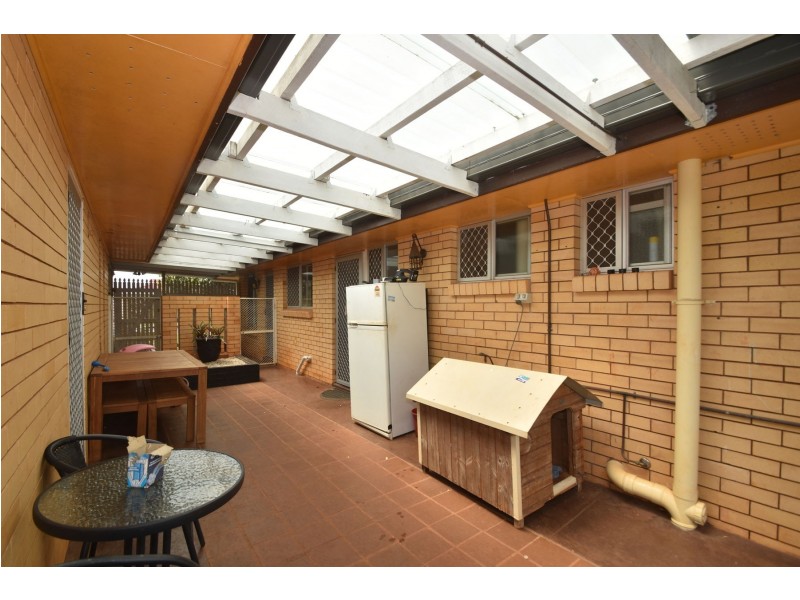 5 Sampson Street, Wilsonton QLD 4350