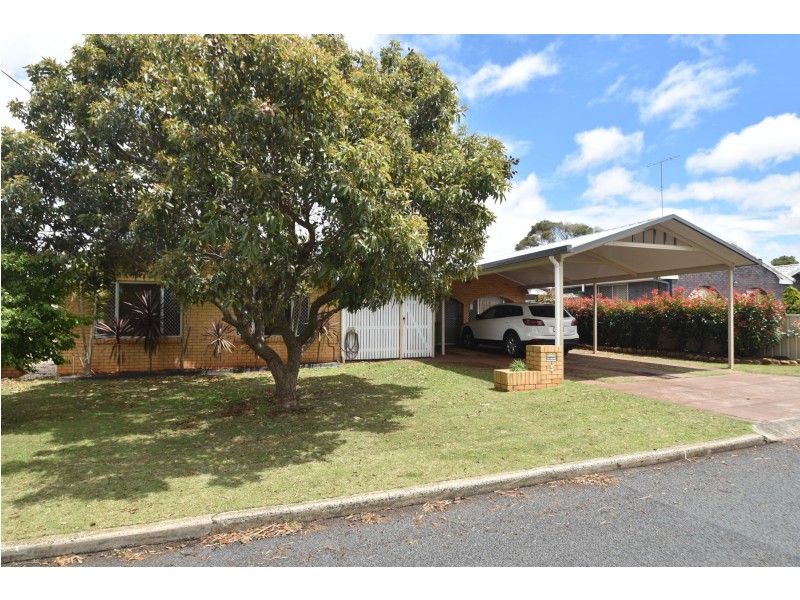 5 Sampson Street, Wilsonton QLD 4350