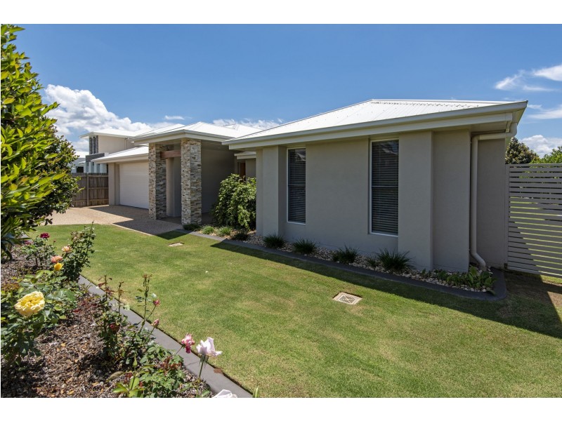 19 Stedman Street, Middle Ridge QLD 4350