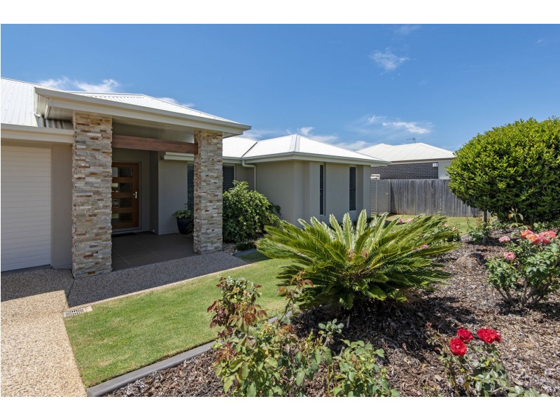 19 Stedman Street, Middle Ridge QLD 4350
