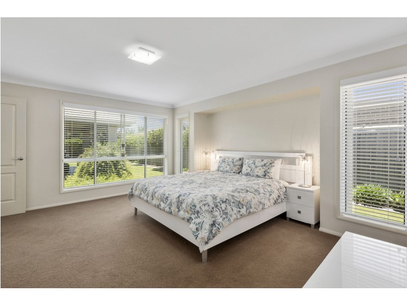 19 Stedman Street, Middle Ridge QLD 4350