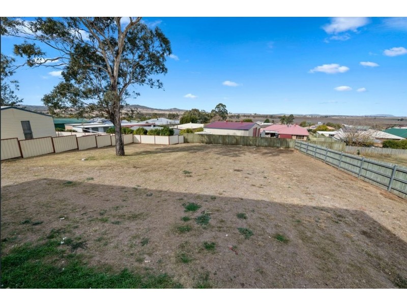 9 Schloss Court, Westbrook QLD 4350