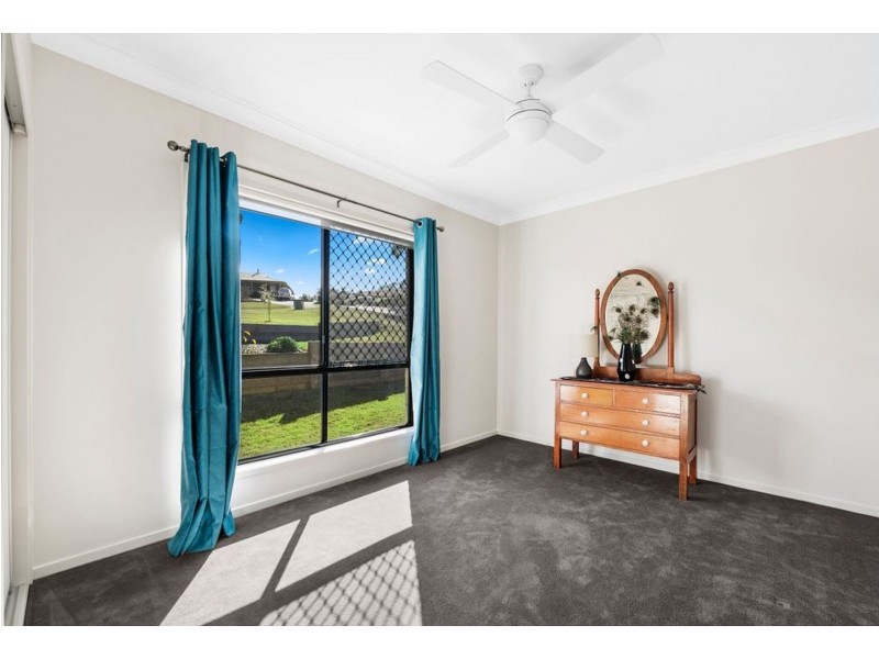 9 Schloss Court, Westbrook QLD 4350