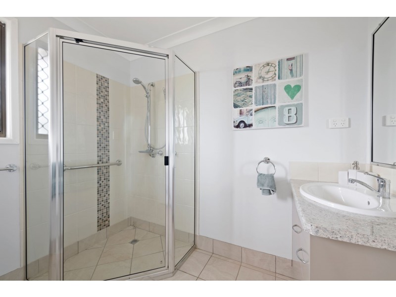 118 Hogg Street, Wilsonton Heights QLD 4350