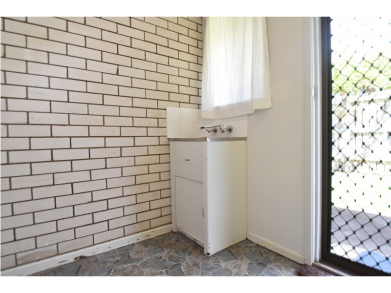 1/3 Hazzard Street, Centenary Heights QLD 4350