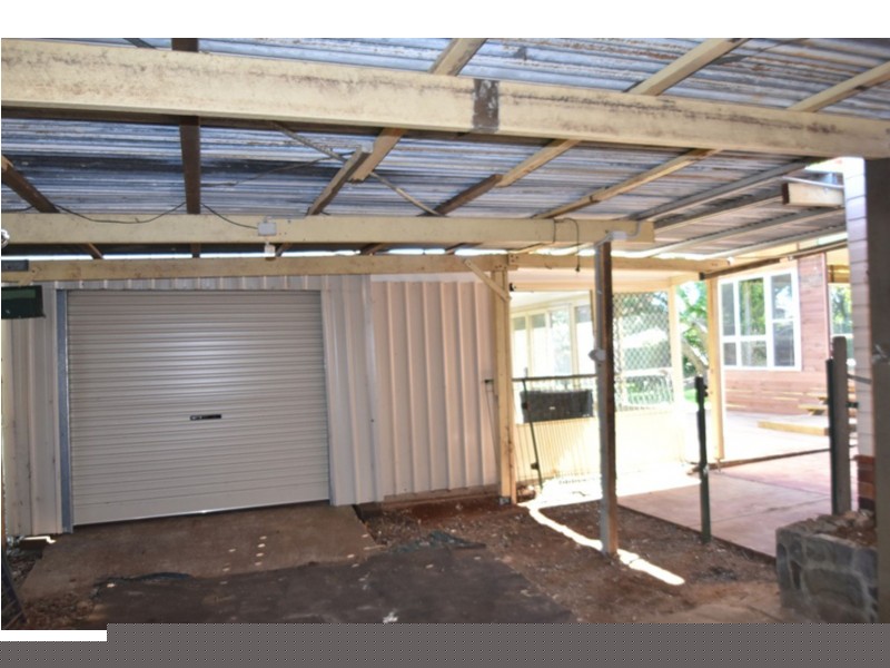 3 New Street, Mount Lofty QLD 4350