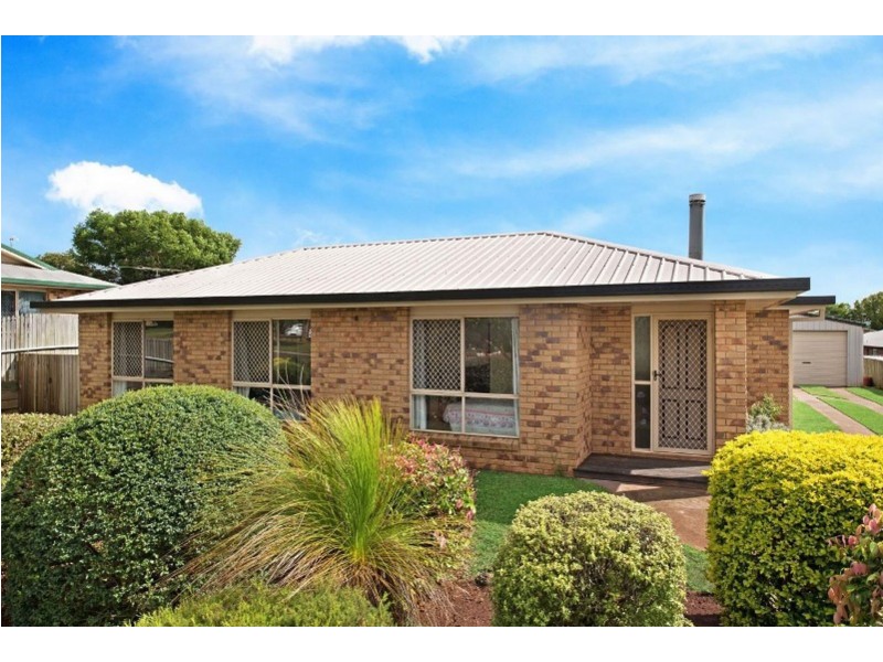 9 Jenna Court, Kearneys Spring QLD 4350